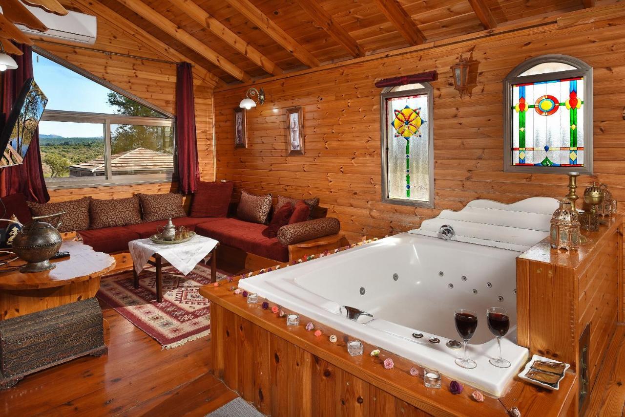 Tal Nof Cabins Manot Exterior foto